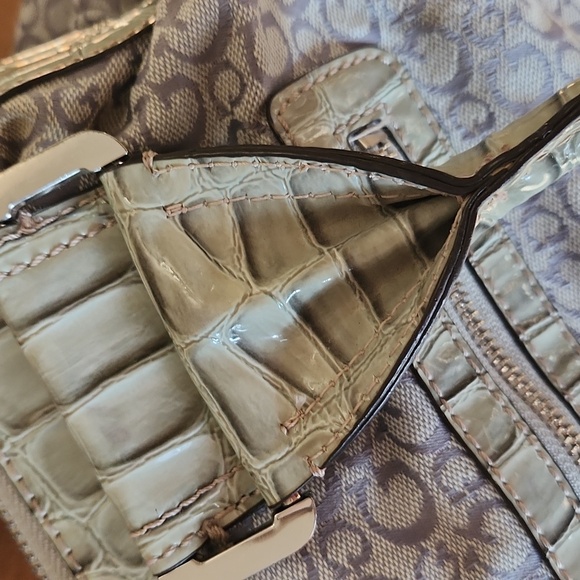 Guess Y2K green bag with bling "G" snap - Picture 15 of 16